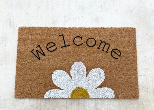 Welcome with a Daisy